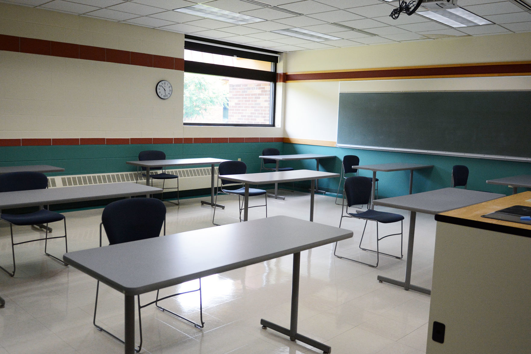 UW Baraboo empty classroom